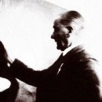 ataturk-tahta-yazi-aa-2255171.jpg